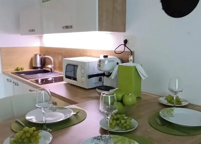 Apartmán Nena With Free Private Parking *