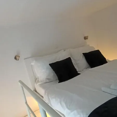 Apartment Studio Apartment Green Gallery With Free Private Parking *