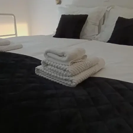 Nena With Free Private Parking Apartment
