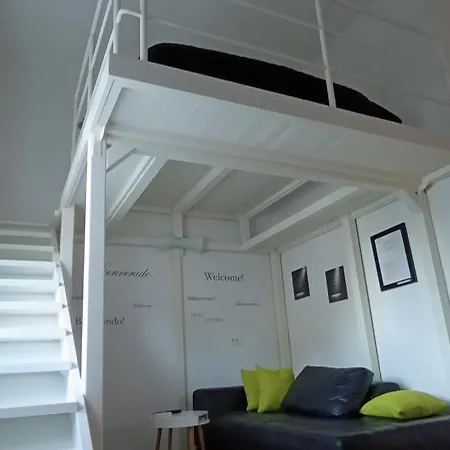 Studio Apartment Green Gallery With Free Private Parking Apartment *