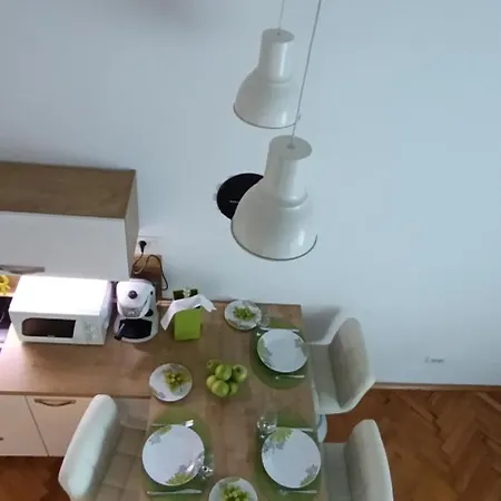 Apartment Studio Apartment Green Gallery With Free Private Parking